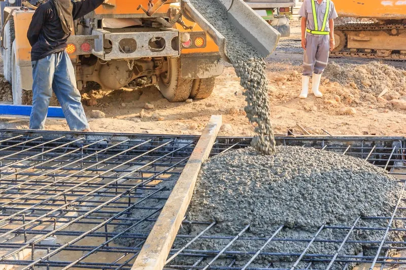 Estrutura de piso de concreto armado com tela soldada